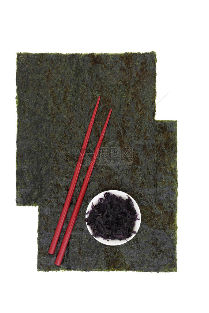 白瓷碗和白色的红筷子还有复制空间在白色背景上用白色的西番图片