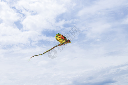Kite在热带巴厘岛云层图片