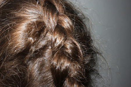 女头发造型的选择图片