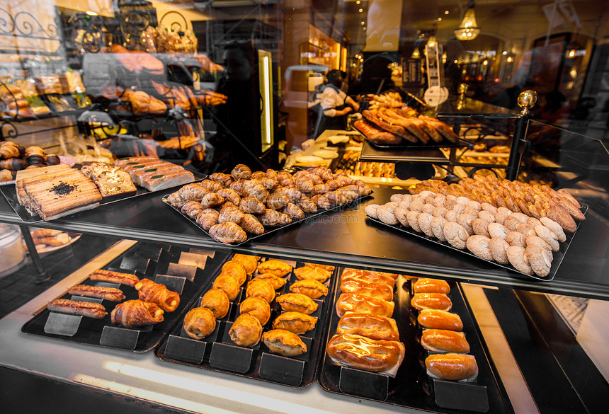 巴塞罗那老城的面包店图片
