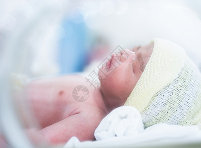 分娩后在休产期Mon和婴儿概念中出高清图片