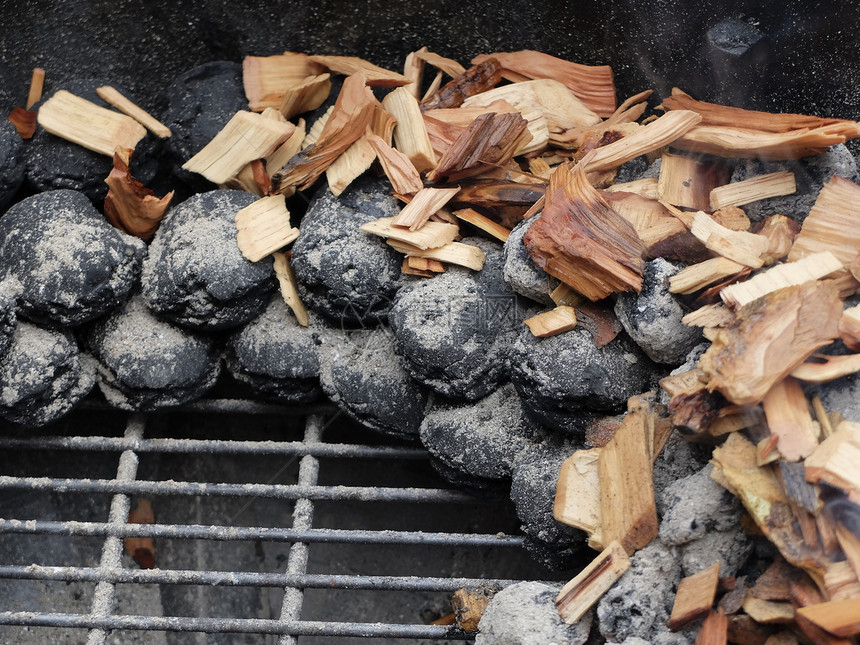 准备BBQ的烹饪和嗅觉技术图片