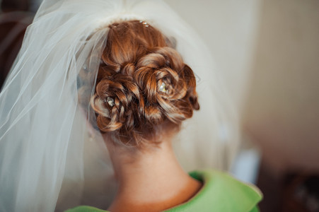 新娘的发型新娘的漂亮婚礼发型图片
