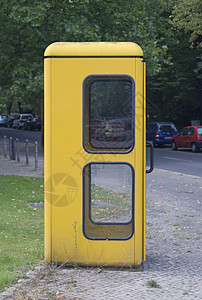 柏林的黄色电话亭图片