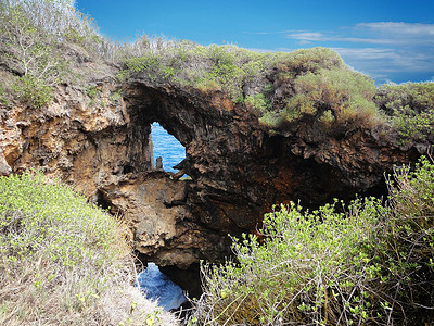 北马里亚纳群岛塞班岛塔拉福的美丽岩层背景图片