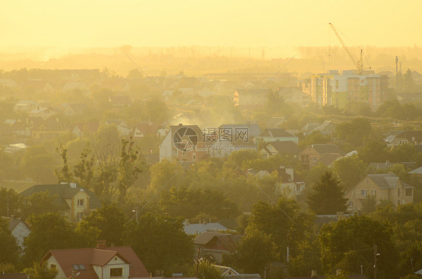 卢茨克市的日落图片