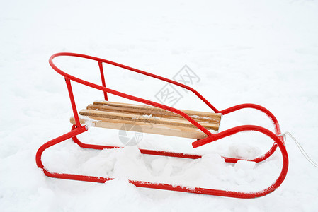 雪上木板雪橇图片
