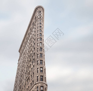 纽约熨斗大厦最初的富勒大厦是一座三角形钢架地标建筑图片