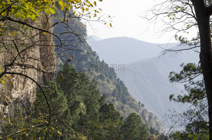 山上房山图片