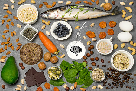 一系列天然食品产是维生素和矿物质的来源图片