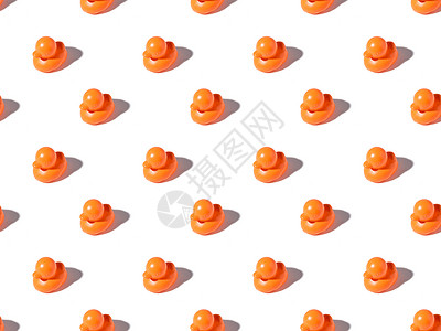可爱橙色橡皮鸭无缝模式背景图片