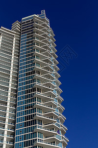 迈阿密豪华酒店塔上背景图片