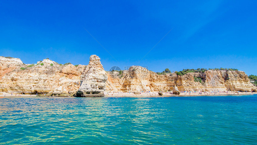 葡萄牙贝纳吉尔Algarve海岸和海滩的Limes图片
