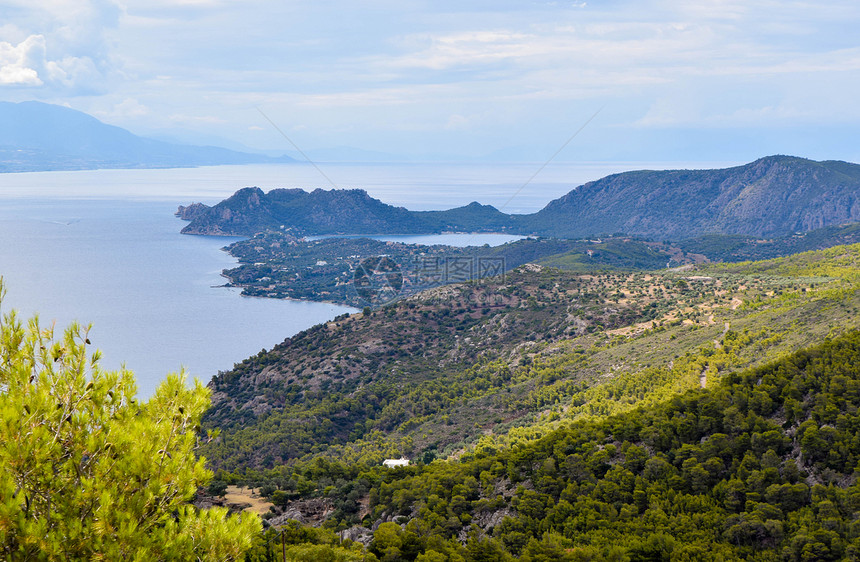 Heraion湖Vouliagmeni和Ireon角的景观图片