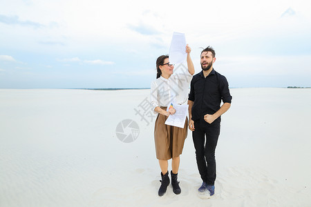 奉贤碧海金沙水上乐园学生准备和推广海滨水上乐园项目背景