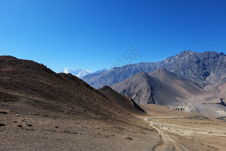 喜马拉雅山的地公路高度4图片