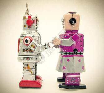 概念浪漫爱情与老式机器人玩具图片