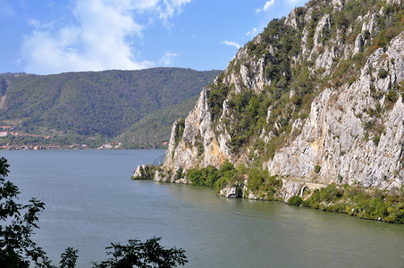 多瑙河靠近塞尔维亚市多图片