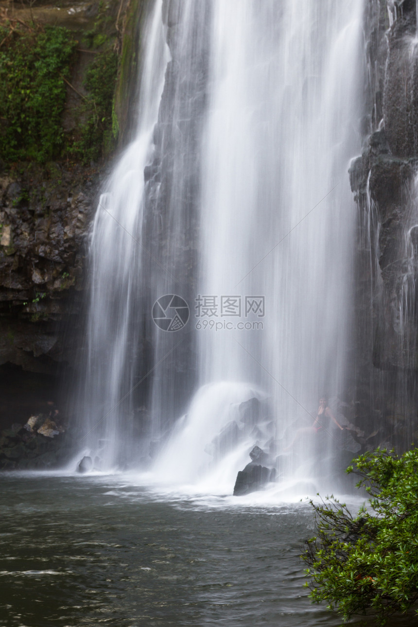 哥斯达黎加的LlanosdelCortez瀑布图片