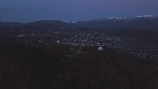 索契奥运村的顶端景色日落时分索契高清图片