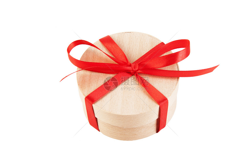 圆形木制礼品盒红弓白底隔离图片