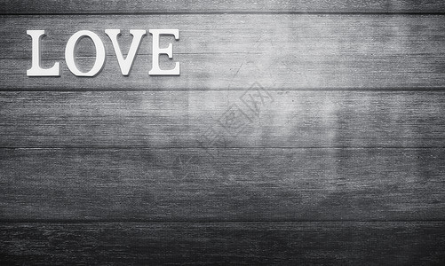 爱这个词由木本的白木字母组背景图片