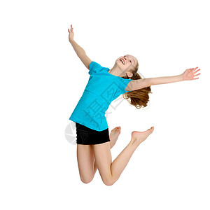 一个小女孩体操运动员高兴地跳起来图片