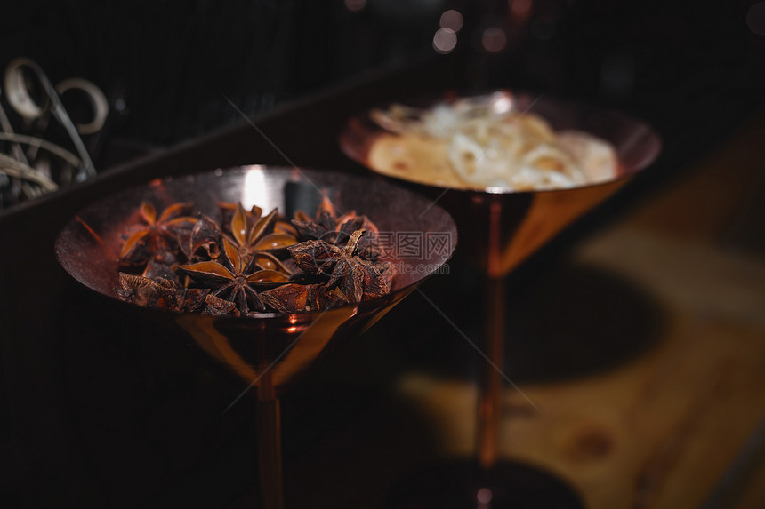 铜锅香巴甸图片