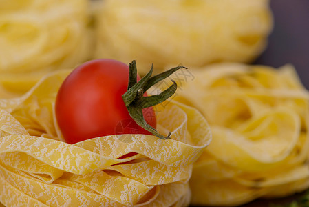 配番茄的特丁意粉大利图片