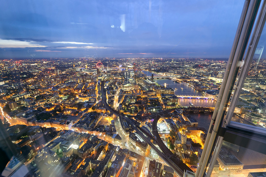 伦敦夜间伦敦桥的鸟瞰图伦敦图片
