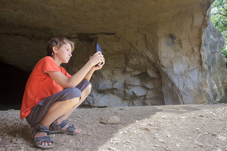 旅行者拍摄岩石地貌照片图片