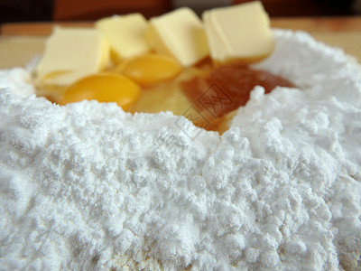 烘烤蛋糕成份面粉糖鸡蛋蜂蜜图片