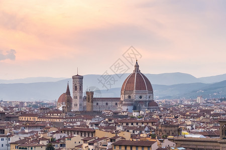 意大利佛罗伦萨的鸟瞰图与佛罗伦萨大教堂圣母百花大教堂或花图片