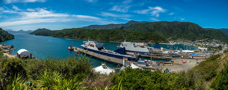 新西兰皮克顿繁华的渡轮码头图片