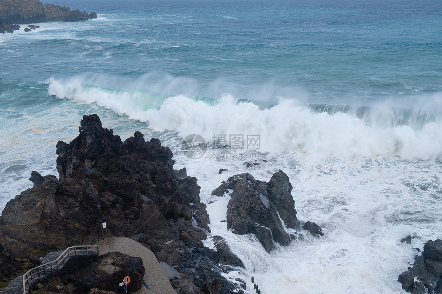 特纳里费岛的自然海洋游泳池图片