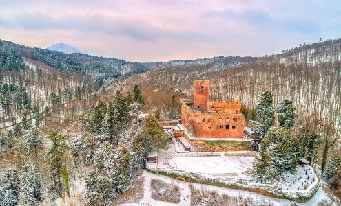 肯茨海姆城堡的冬季风景法国阿尔萨斯沃斯日图片