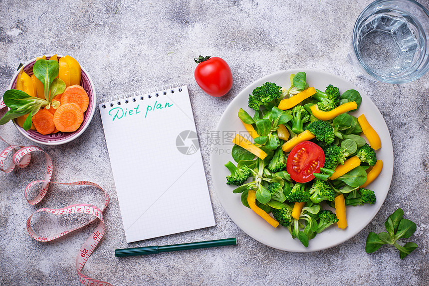 饮食计划健康蔬菜沙拉干净的水和图片