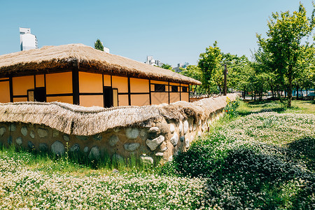 韩国BucheonSangdong湖公园的高清图片