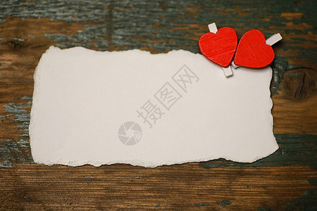 白纸爱情笔记和心形图片