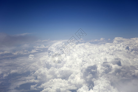 从飞机上看白云图片