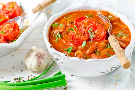 番茄素菜豆焗番茄汤图片
