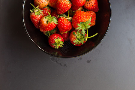 草莓新鲜维他命果在巴盘图片