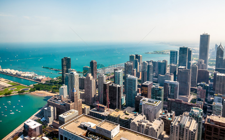 美国伊利诺伊州约翰汉考克中心密歇根湖边摩天大楼的芝加哥图片