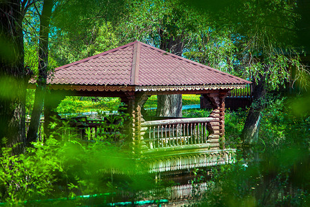 湖夏日风景水上的房子阳图片