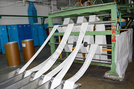 石化厂白色合成腈纶生产工艺流程图片