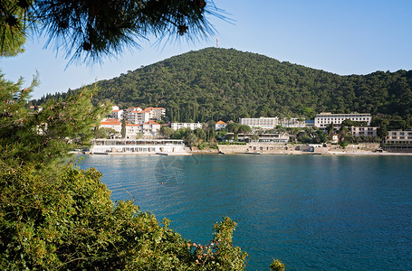 克罗地亚巴宾库克拉帕德区Dubrovnik湾海岸上的旅馆度假胜图片