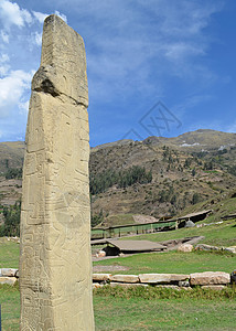 秘鲁安卡什查文德万塔尔考古遗址的一块雕高清图片
