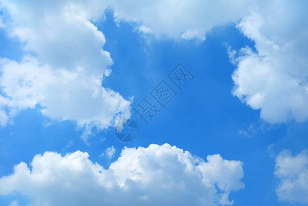蓝天与云彩背景图片