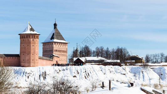 救星俄罗斯弗拉基米尔州苏兹达尔镇我们的救世主和圣尤迪米乌斯修道院的通背景