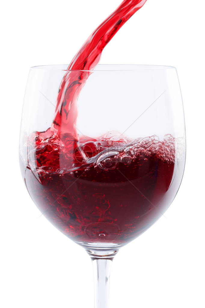 在白色背景上被孤立的酒杯红倒彩画面格式Winedrinkingglassredpourpearfor图片